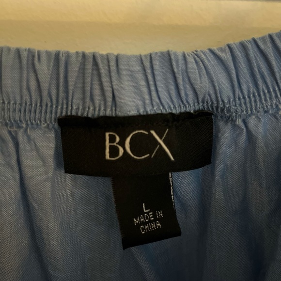 BCX blue off the shoulder top with beautiful white lace accent - Picture 5 of 5